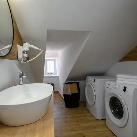 Marin & Ketty's Boutique Place At The Heart Of *