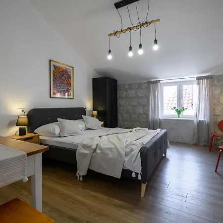 Marin & Ketty's Boutique Place At The Heart Of *