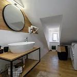 Marin & Ketty's Boutique Place At The Heart Of Apartmán