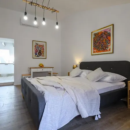 Marin & Ketty's Boutique Place At The Heart Of *